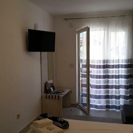 Cosy Gitta Apartman *